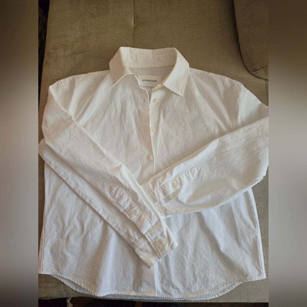 Armarium white button shirt